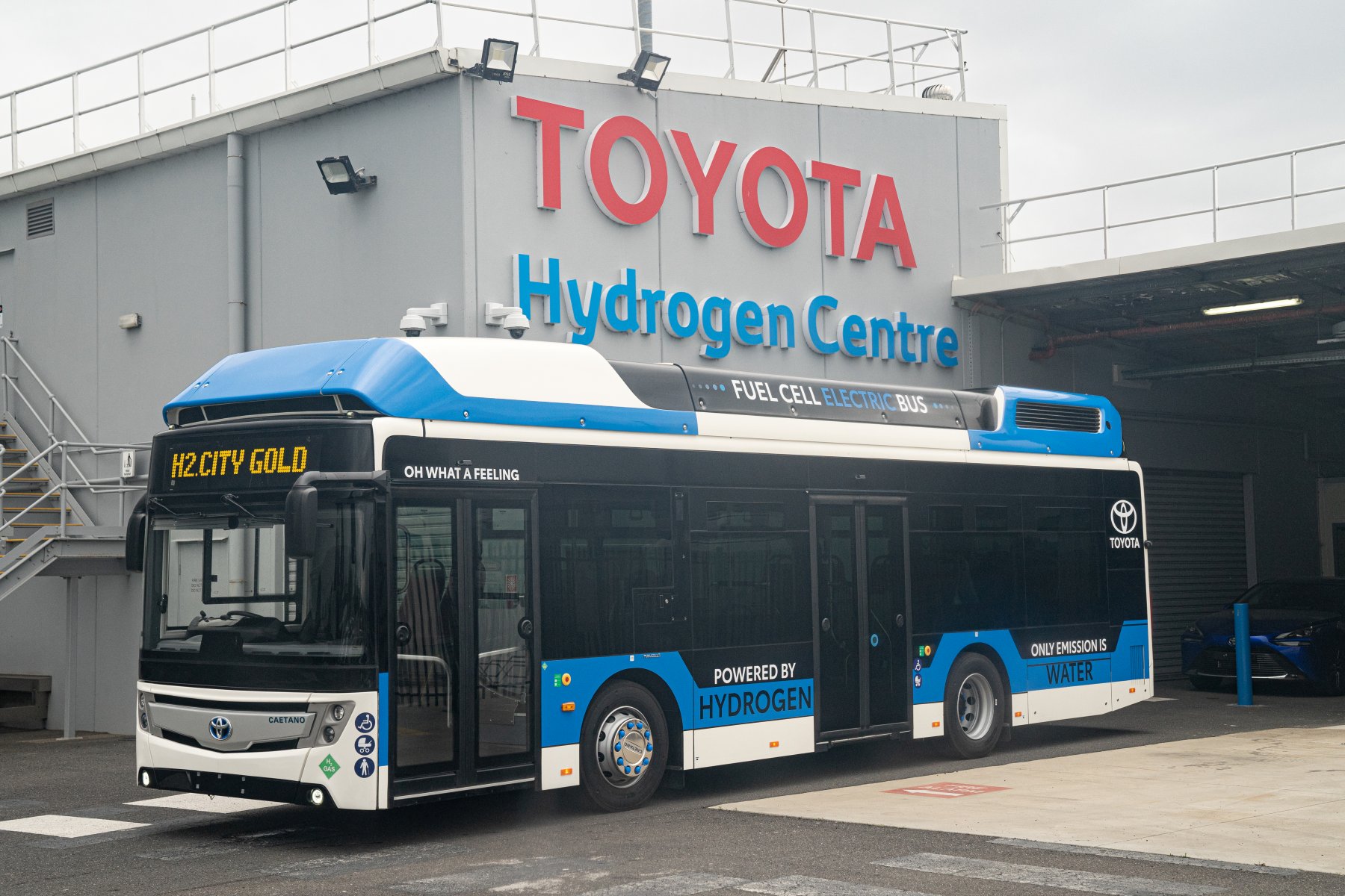 Toyota HFCEV bus