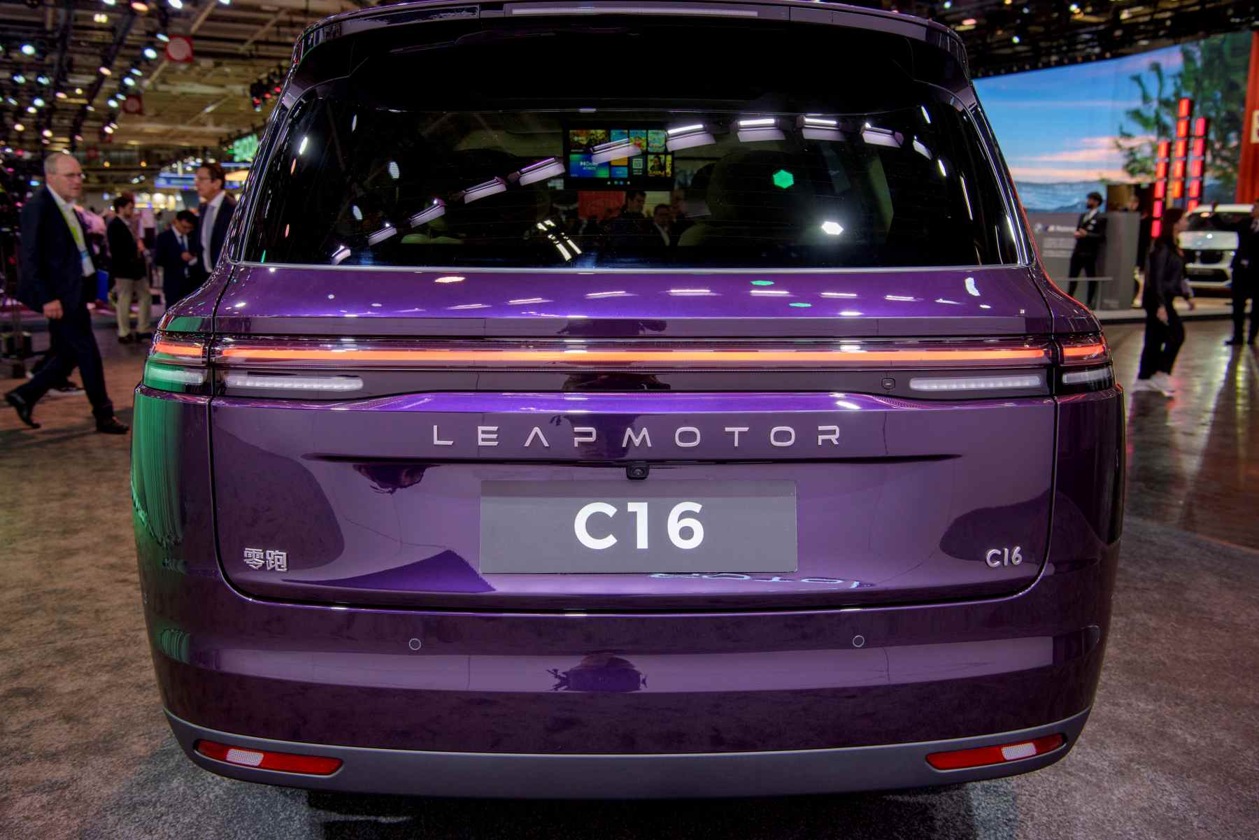 Leapmotor C16 at Paris Motor Show 2024